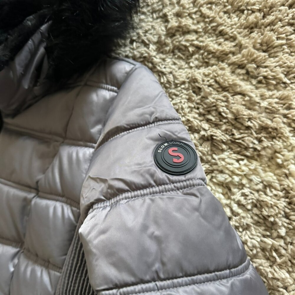 Women's Warm Winter Puffer Jacket with Faux-Fur Trim‎ Hood Size Small - Picture 4 of 6